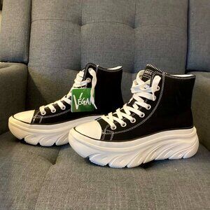 Skechers Funky Street Groove-Way High Top Sneakers NIB